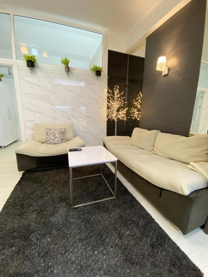New Double Room Luxury Apartment In The Center Chişinău Extérieur photo