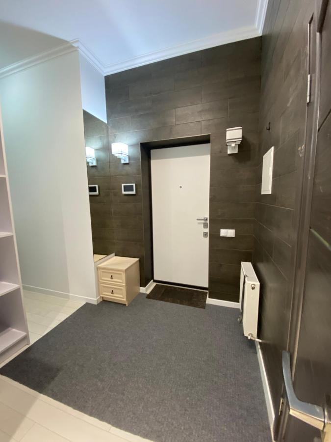 New Double Room Luxury Apartment In The Center Chişinău Extérieur photo