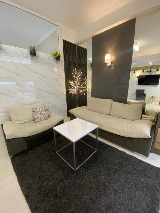New Double Room Luxury Apartment In The Center Chişinău Extérieur photo